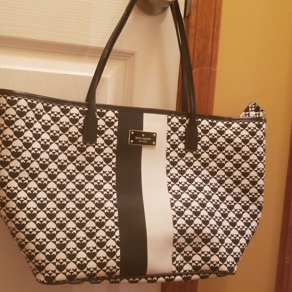 Black and white signature Kate Spade